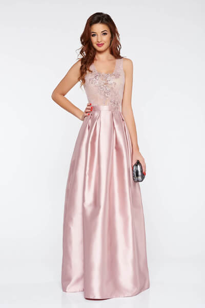 Rochie LaDonna rosa de ocazie croi in clos din material satinat cu aplicatii cu margele
