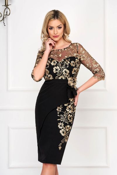 Rochie neagra midi de ocazie tip creion din stofa usor elastica cu maneci din dantela